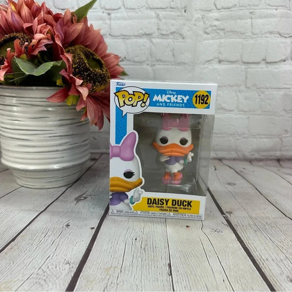 Funko pop Disney Daisy Duck 1192 - Picture 1 of 5
